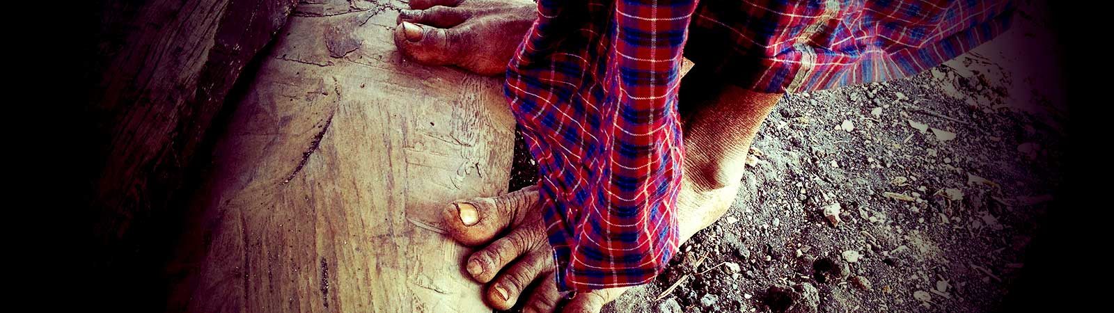 tom-post-learning-everyday-world-renew-worn-feet-of-the-porn-asia